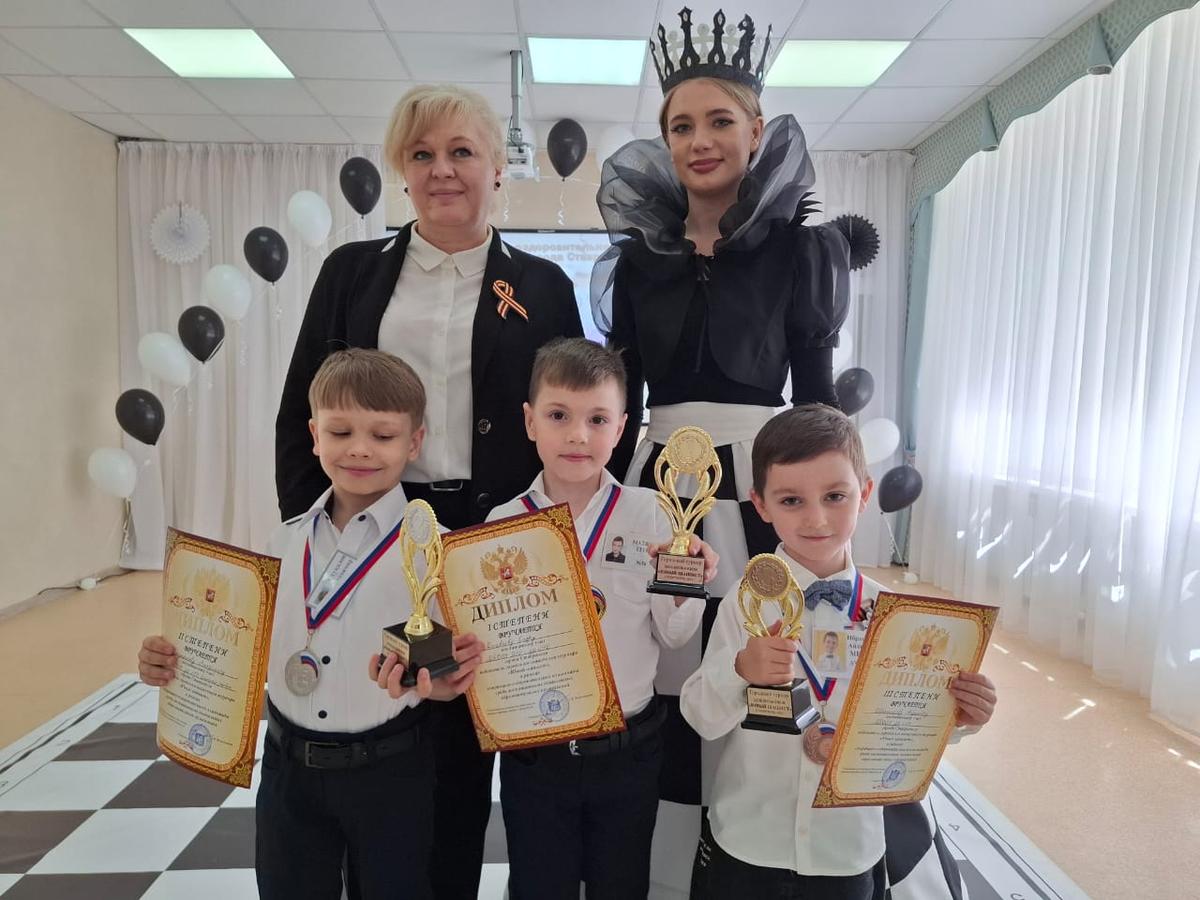 Лучшего игрока в шашки среди воспитанников детских садов определили в Ставрополе
