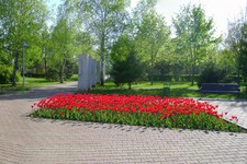 Сквер на пересечении Кулакова и Ленина