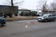 В Минераловодском районе столкнулись три легковых автомобиля. Фото УГБДД ГУ МВД России по Ставропольскому краю. 