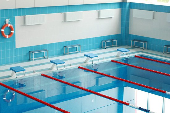 Гордость спортивной школы – отреставрированный бассейн