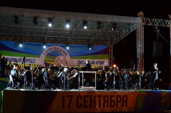 В Ставрополе прошёл концерт огромного государственного симфонического ансамбля имени Чайковского