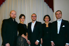 Участники концерта (слева направо): Эмиль Мирославский, Ирина Боженко, Артём Крутько, Лариса Конева, Юрий Михайленко.
