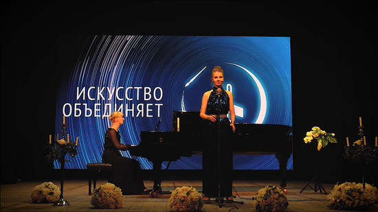Педагог и концертмейстер Нина Нерубенко и Яна Чубукина (вокал).