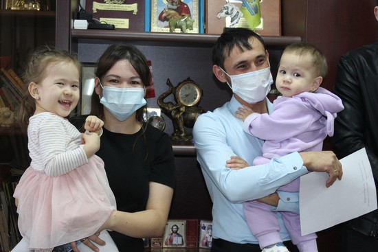 Молодая семья с сертификатом. Администрация Туркменского округа Ставрополья