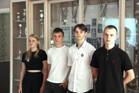 Выпускники гимназии Антрацита благодарят ставропольцев  за теплый прием на игре «Зарница»