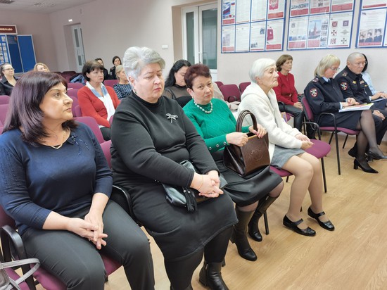 В полиции Ставрополя встретились с вдовами погибших коллег