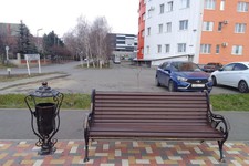 Новую уличную мебель устанавливают в Ставрополе